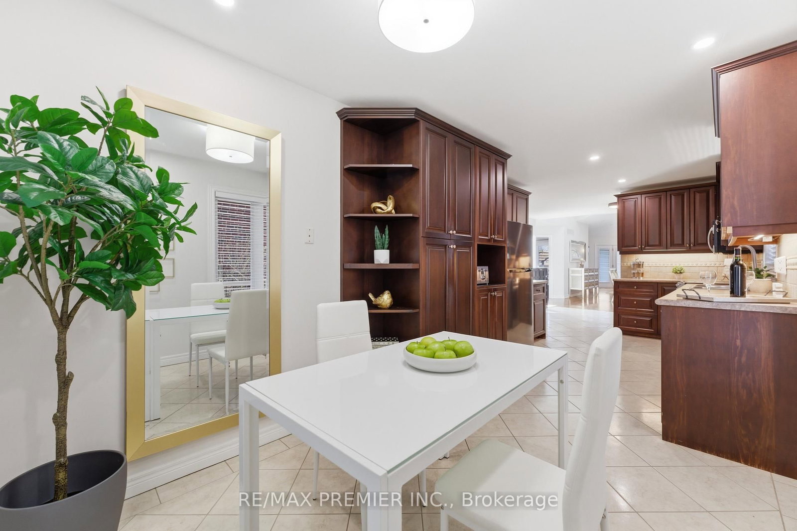 2304 Sovereign Street - Photo 7