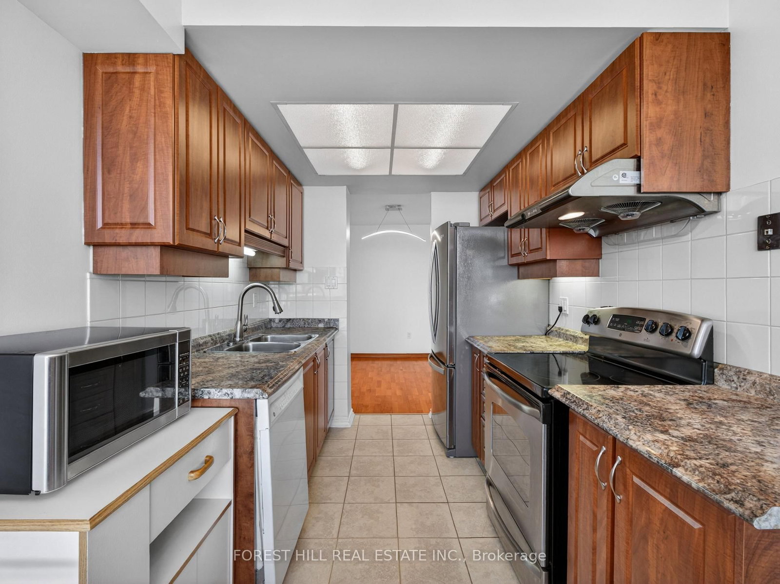 100 County Court Boulevard, Unit 1201 - Photo 15