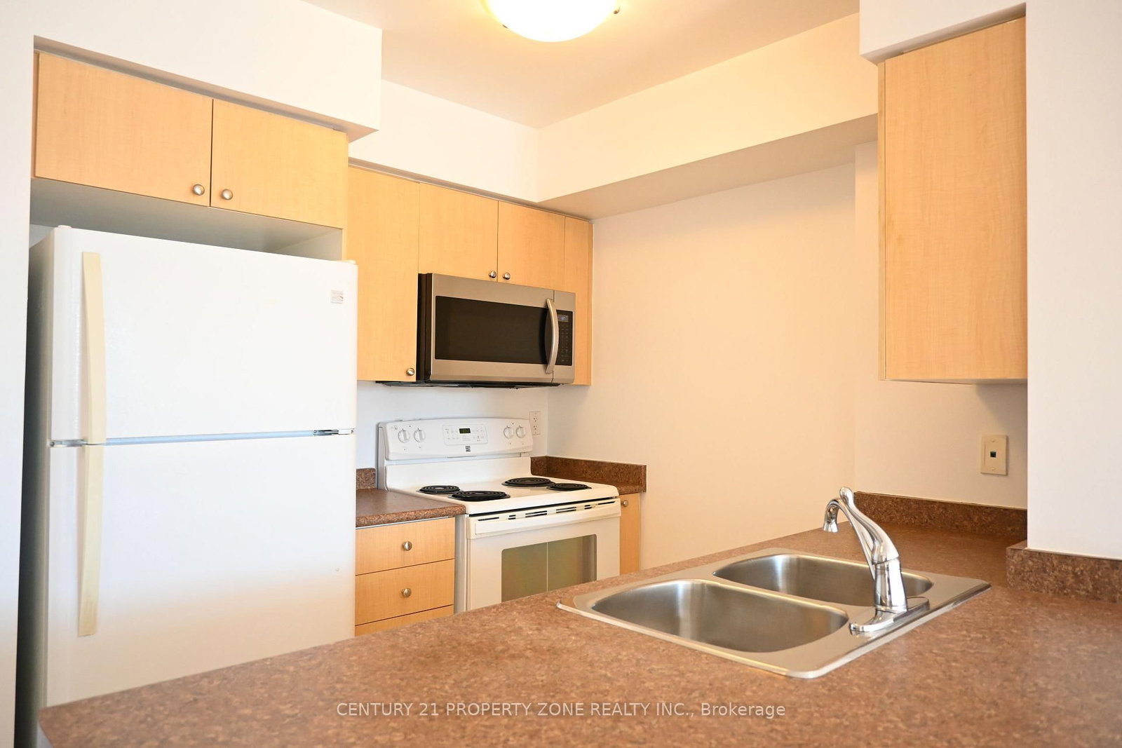 60 Heintzman Street, Unit 215 - Photo 4