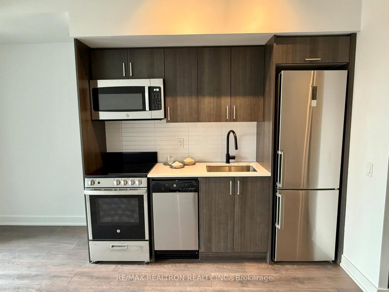 758 Dovercourt Road, Unit 310 - Photo 11