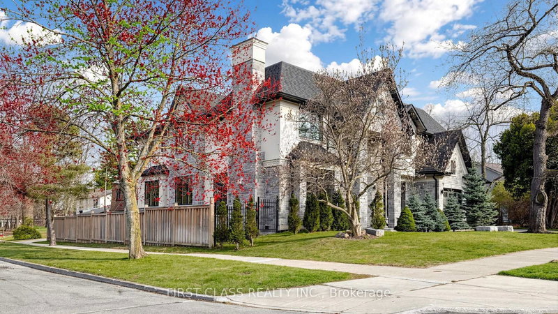 2194 ELMHURST Ave, Oakville, L6J 5G2 | Image 3