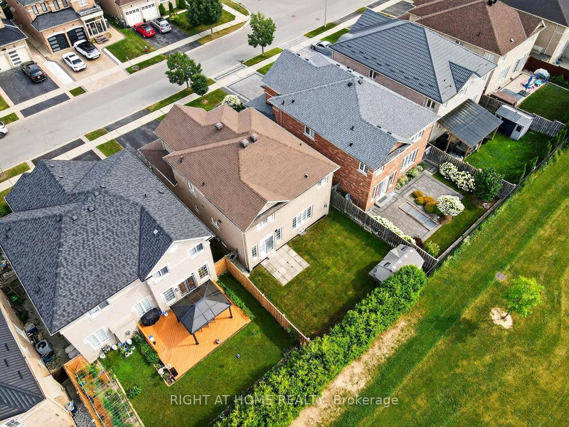 7 Messina Ave, Brampton, L6Y 0M6 | Image 3