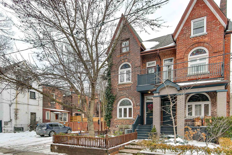 50 Gwynne Ave, Toronto, M6K 2C4 | Image 3
