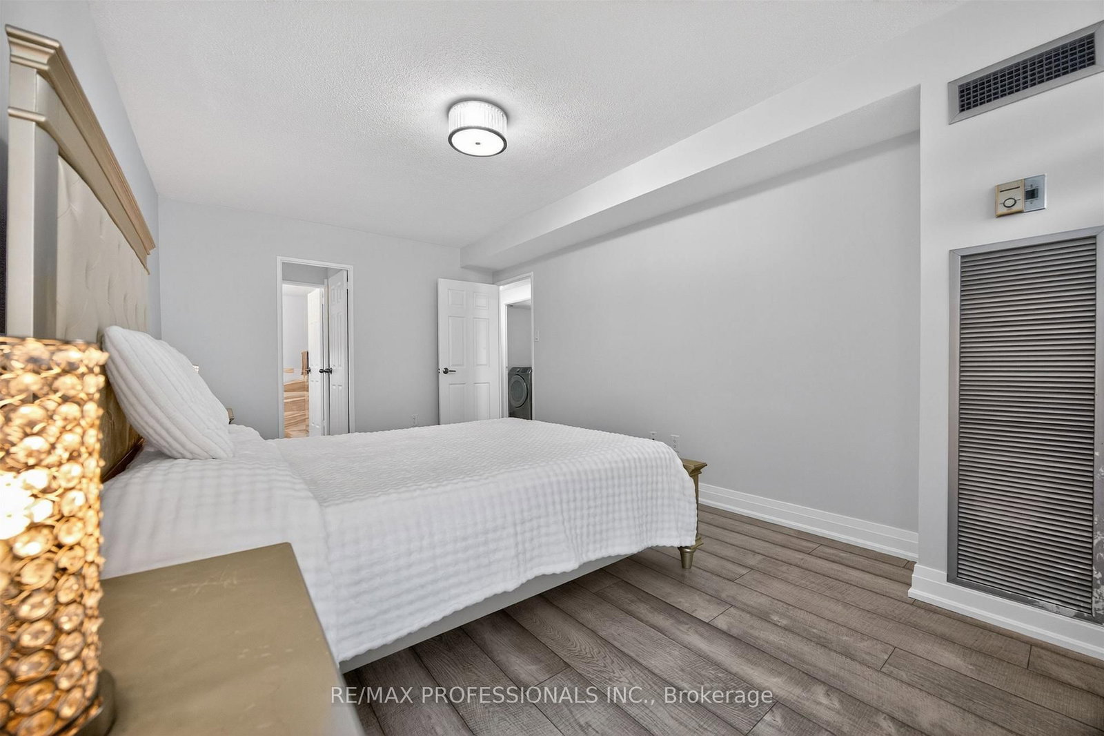 366 The East Mall, Unit 209 - Photo 16
