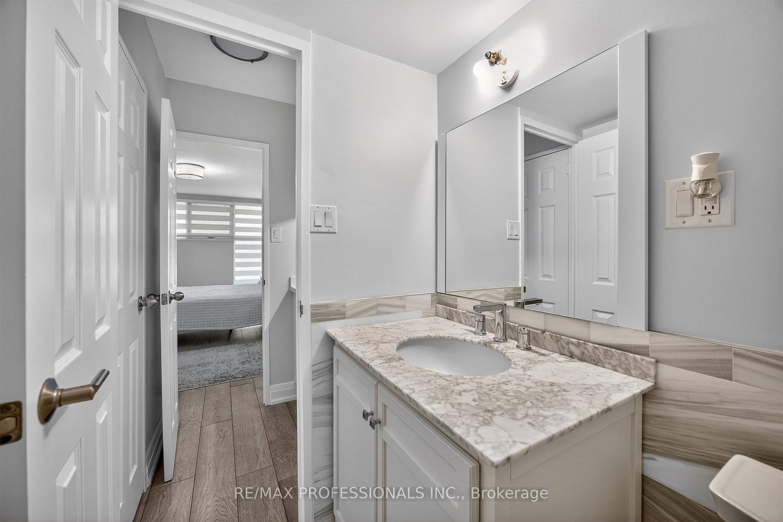 366 The East Mall, Unit 209 - Photo 19