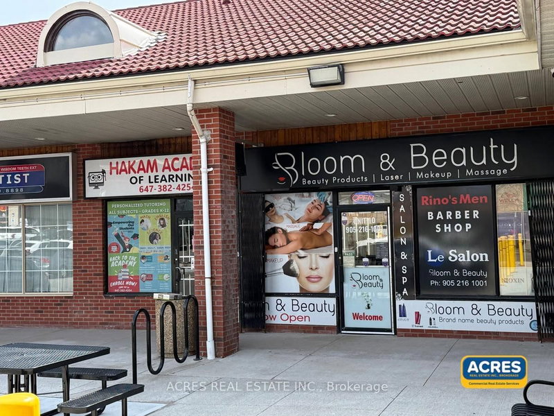 02 - 860 North Park Dr, Brampton, L6S 4N5 | Image 3