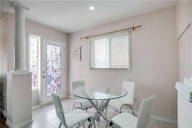 Upper - 548 Garden Walk - Photo 6