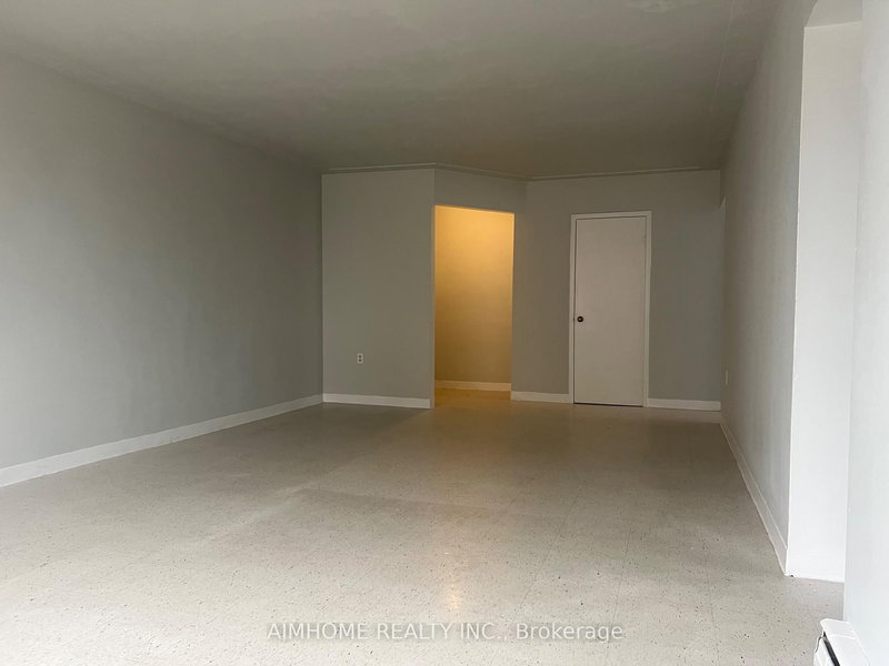 402 - 2393 New St, Burlington, L7R 1K1 | Image 3