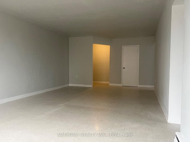 402 - 2393 New Street