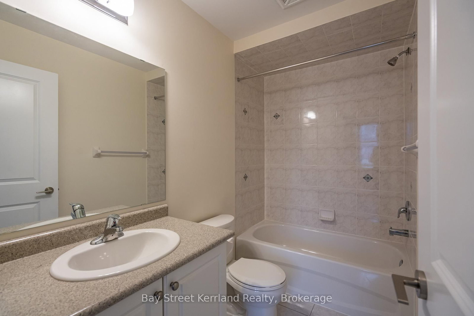 263 Georgian Drive, Unit 201 - Photo 13
