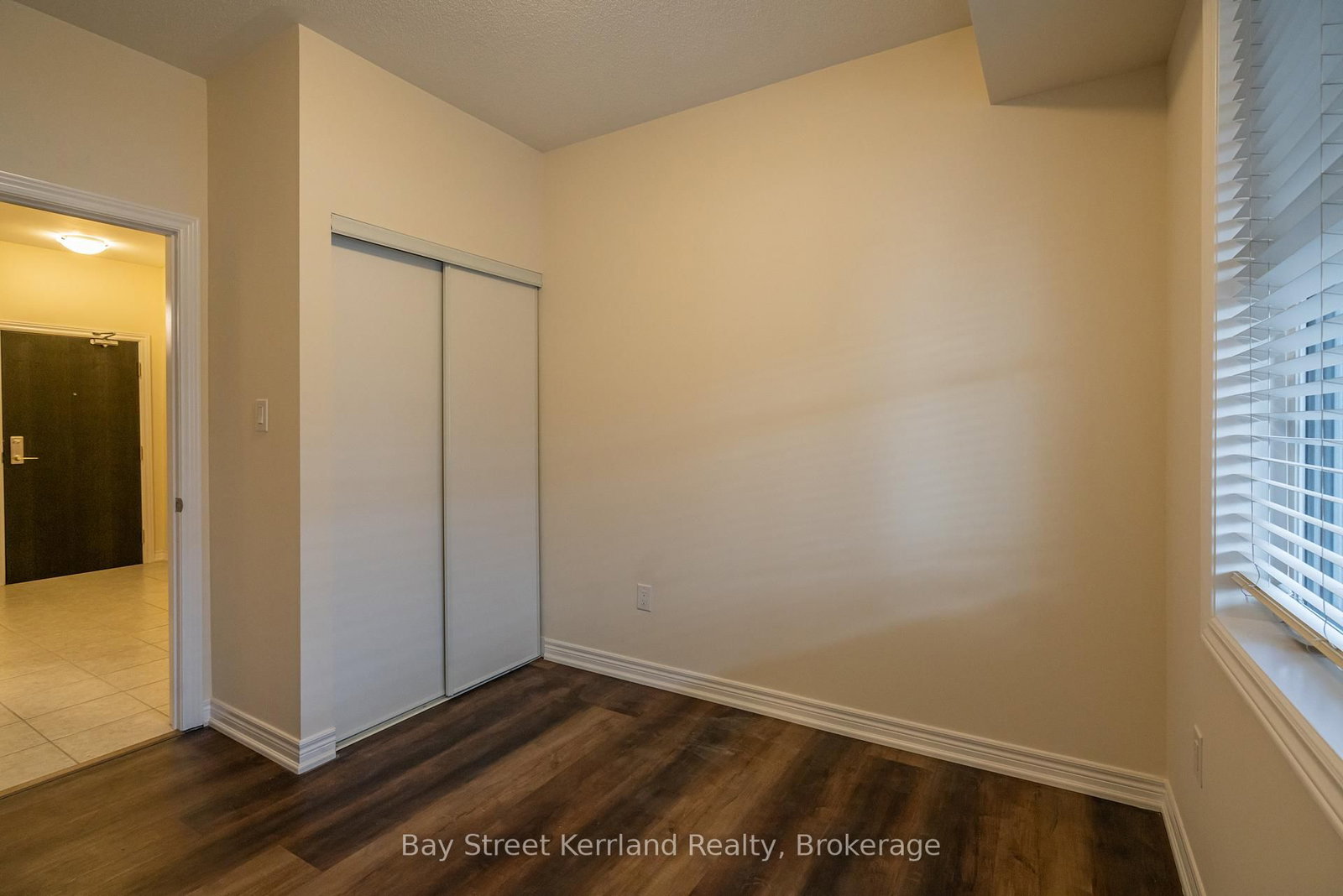 263 Georgian Drive, Unit 201 - Photo 16