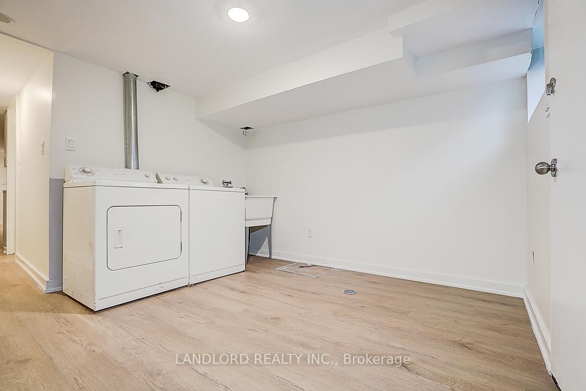 96 Wiltshire Avenue, Unit Lower - Photo 10