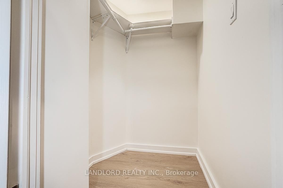 96 Wiltshire Avenue, Unit Lower - Photo 18