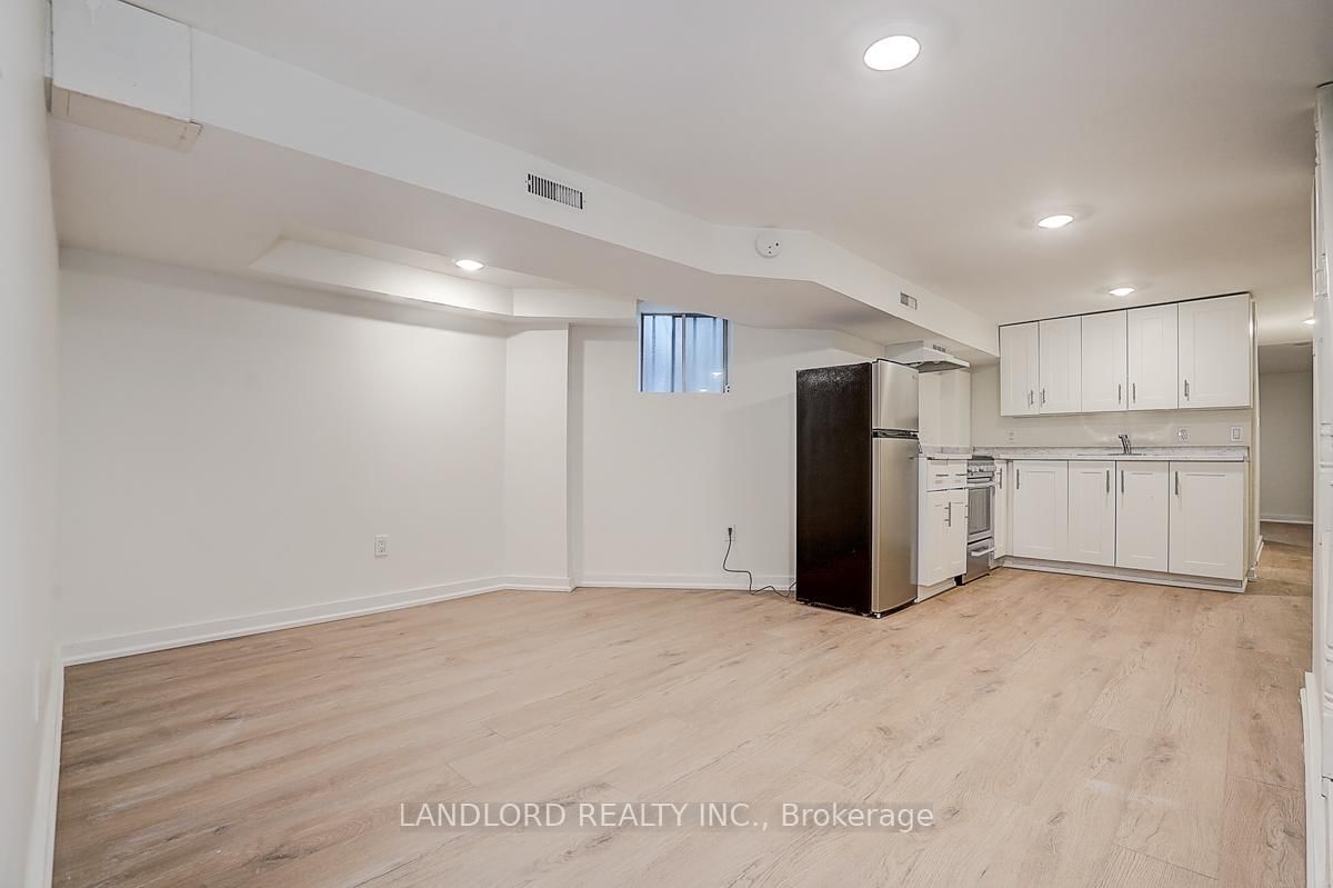 96 Wiltshire Avenue, Unit Lower - Photo 19