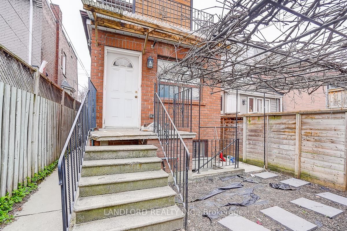 96 Wiltshire Avenue, Unit Lower - Photo 3
