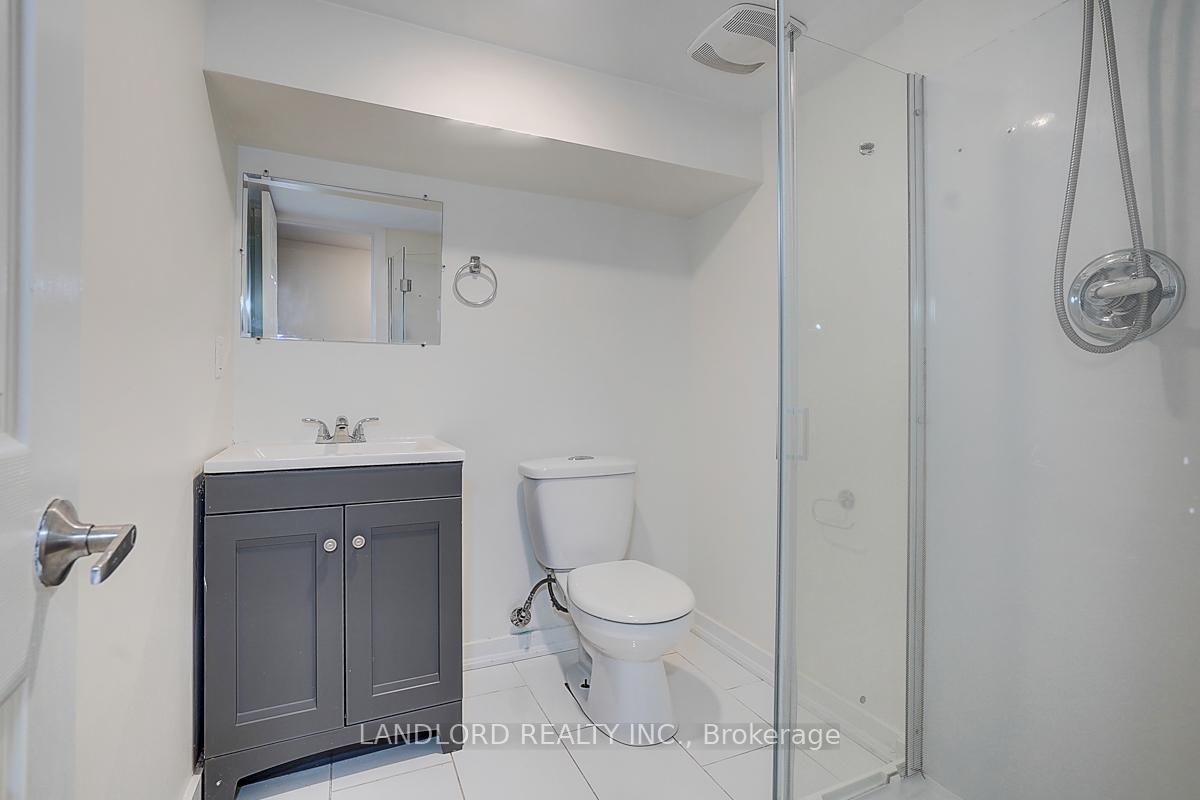 96 Wiltshire Avenue, Unit Lower - Photo 32