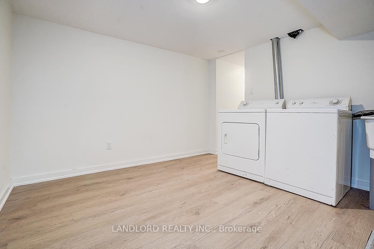 96 Wiltshire Avenue, Unit Lower - Photo 34