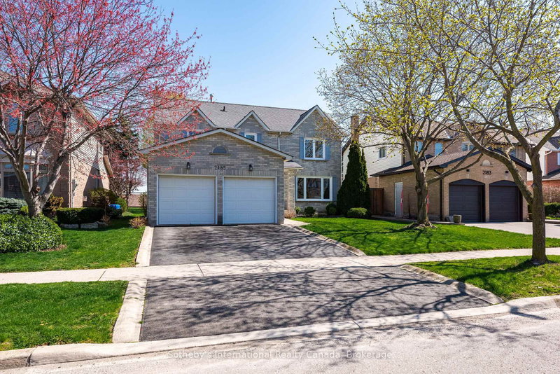 2185 Vista Dr, Burlington, L7M 3N7 | Image 2