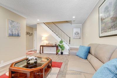 2001 Bonnymede Drive • #15 • Mississauga, ON photo 9