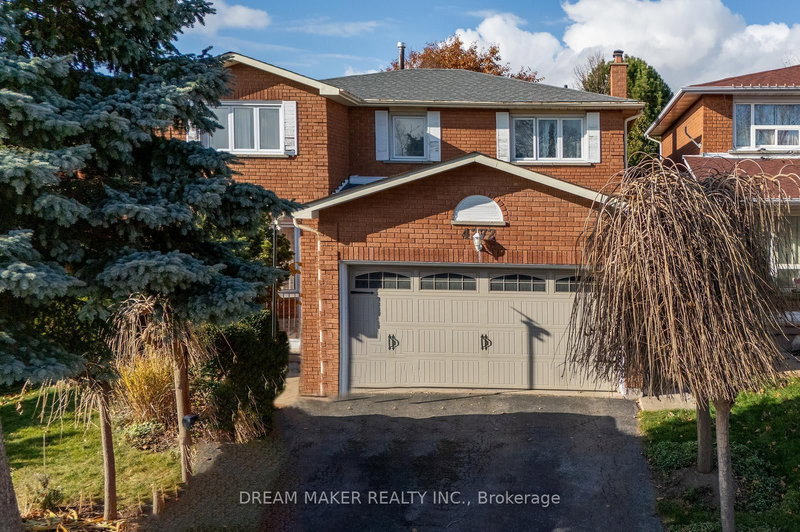 4272 Wakefield Cres, Mississauga, L5C 4M4 | Image 2