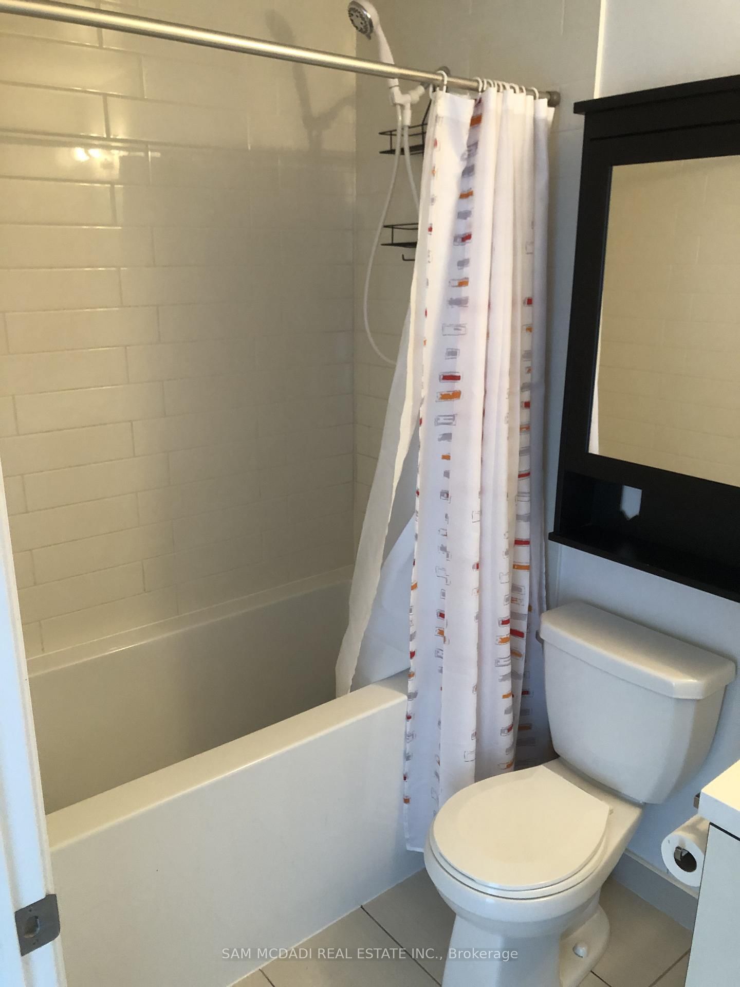 65 Speers Road, Unit 1902 - Photo 17