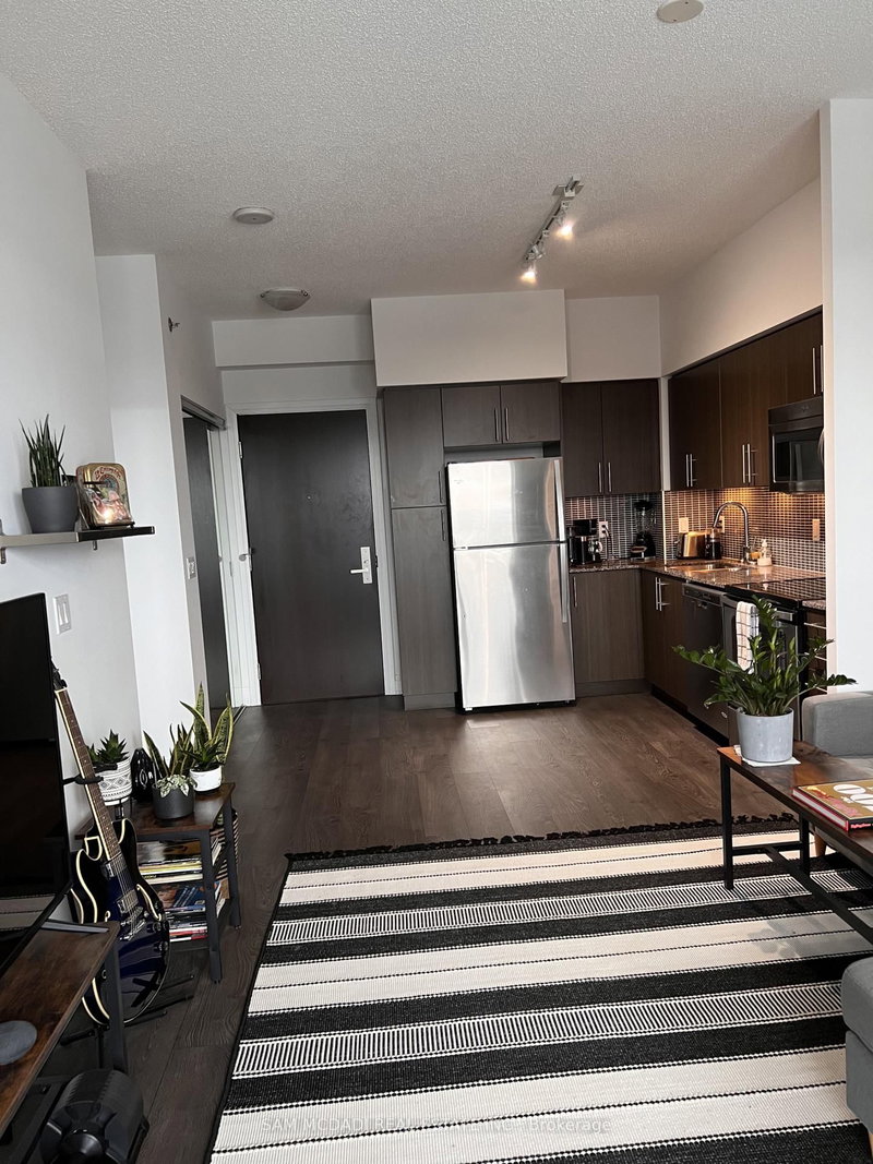 1902 - 65 Speers Rd, Oakville, L6K 3V5 | Image 3