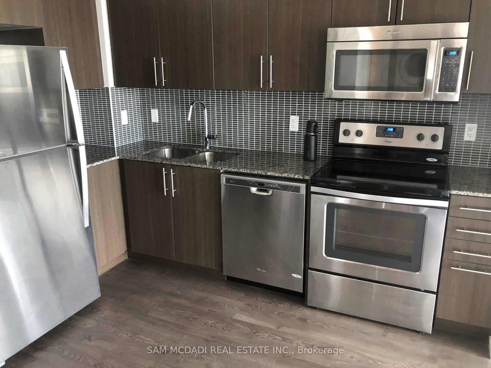 65 Speers Road, Unit 1902 - Photo 5