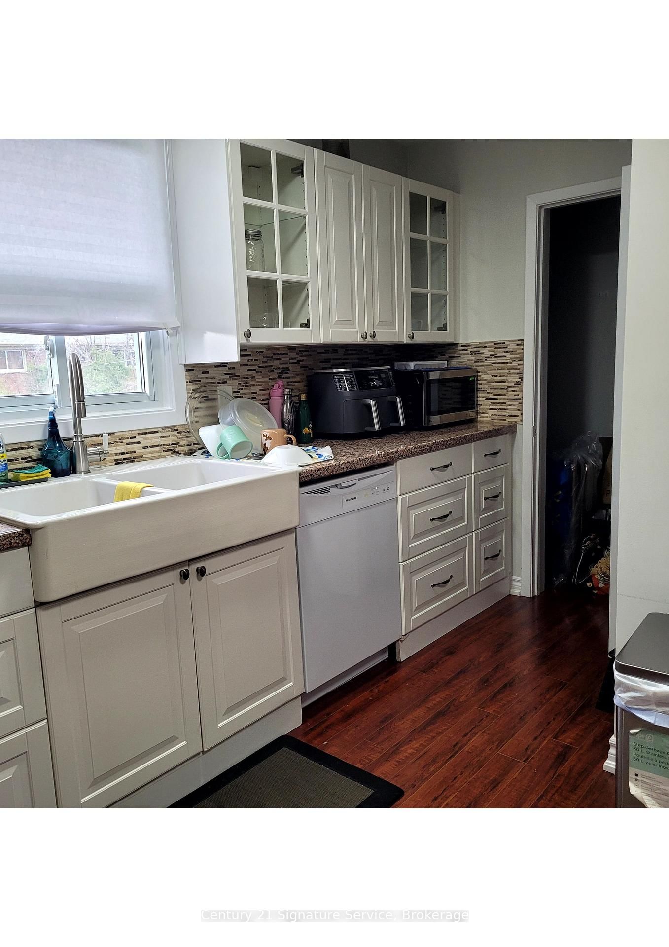 1374 Charles Drive, Unit Upper - Photo 7