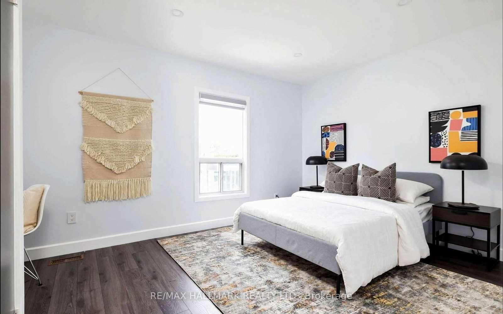 16 Brock Avenue - Photo 12