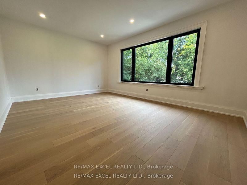 34 Raymond Avenue - Photo 10