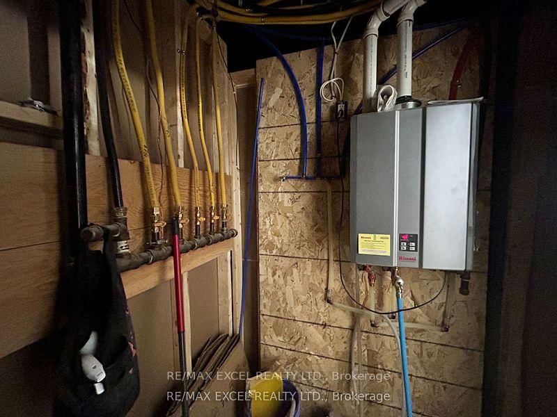 34 Raymond Avenue - Photo 26