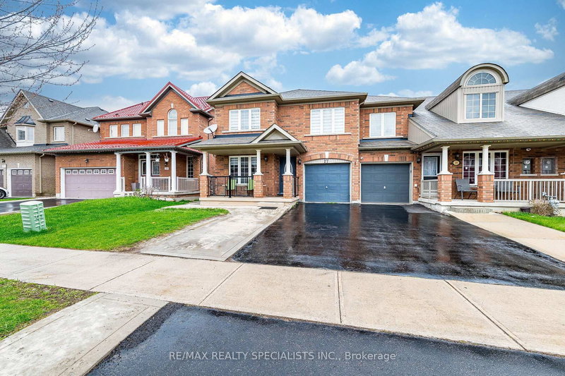 27 Wall St, Brampton, L6R 0N2 | Image 3