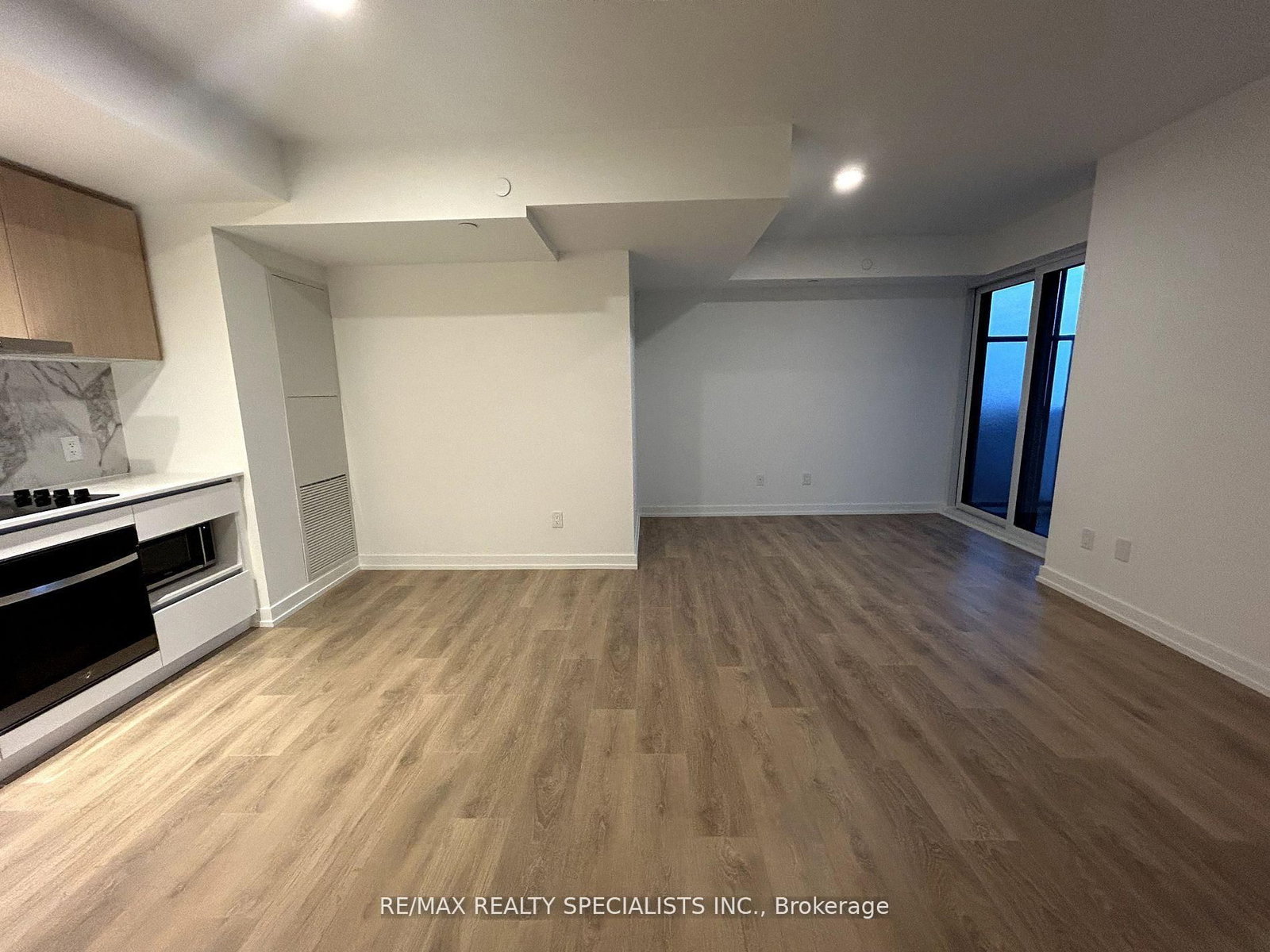 1100 Sheppard Avenue W, Unit 1005 - Photo 13