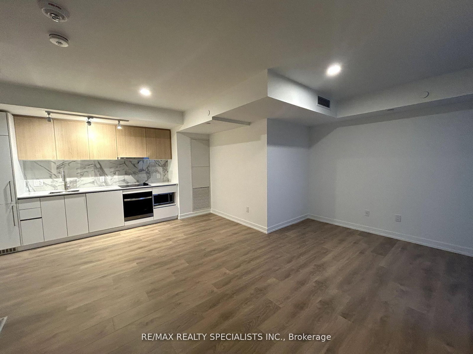 1100 Sheppard Avenue W, Unit 1005 - Photo 8