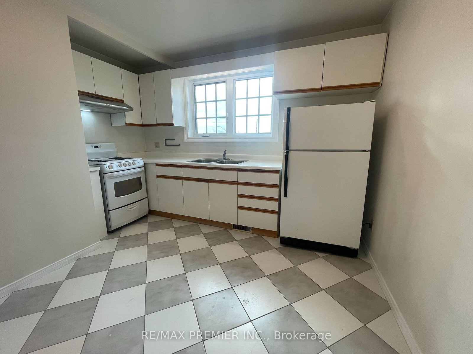 2360 Keele Street, Unit 3 - Photo 7