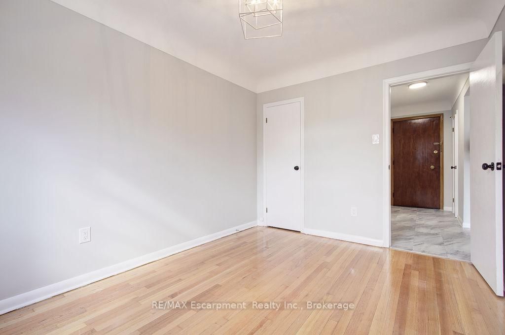 830 Robinson Street, Unit 204 - Photo 10
