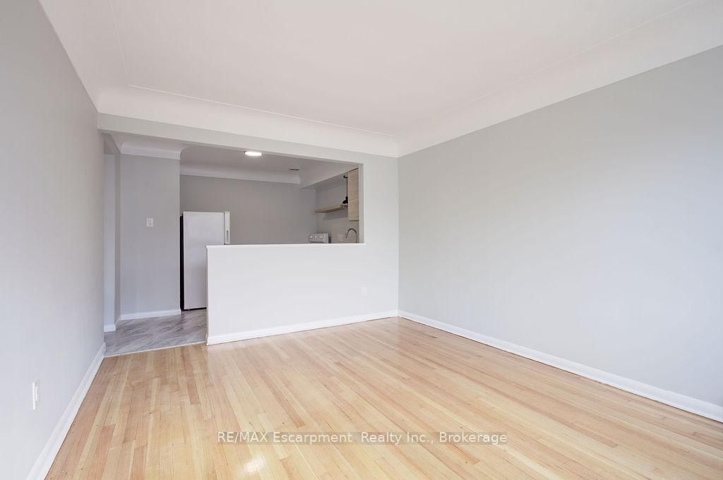 830 Robinson Street, Unit 204 - Photo 8