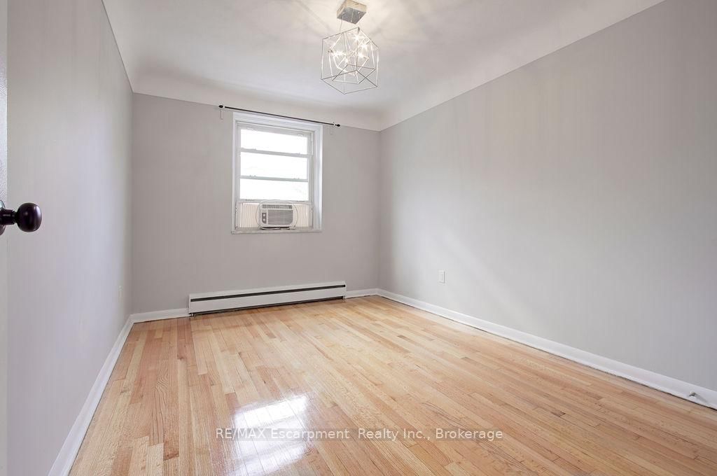 830 Robinson Street, Unit 204 - Photo 9