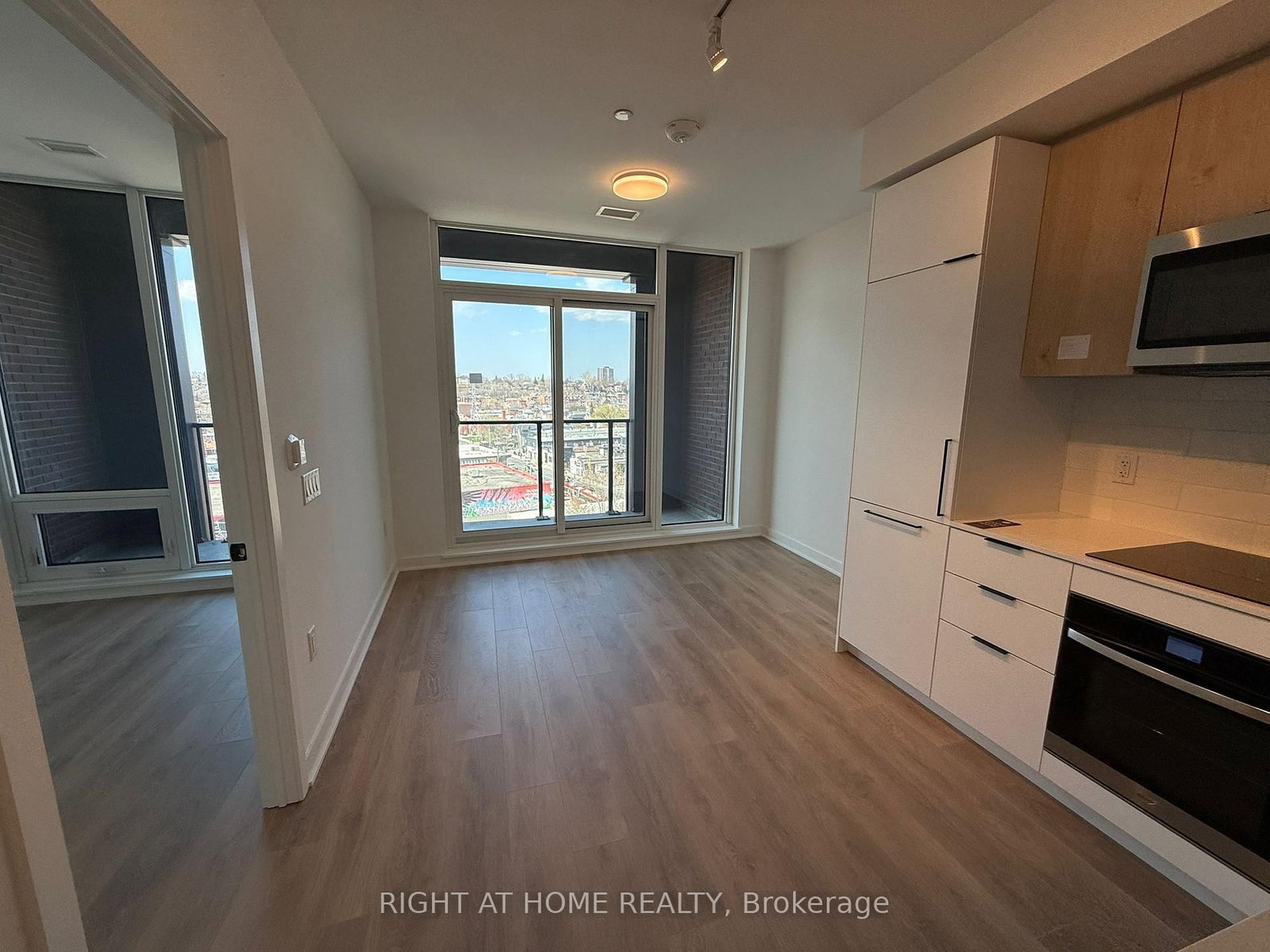1245 Dupont Street, Unit 721 - Photo 7