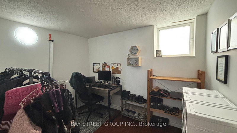Lower 1 - 1242 Mcbride Ave, Mississauga, L5C 1M8 | Image 2