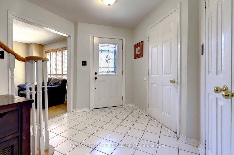 6164 Osprey Blvd, Mississauga, L5N 5W5 | Image 3