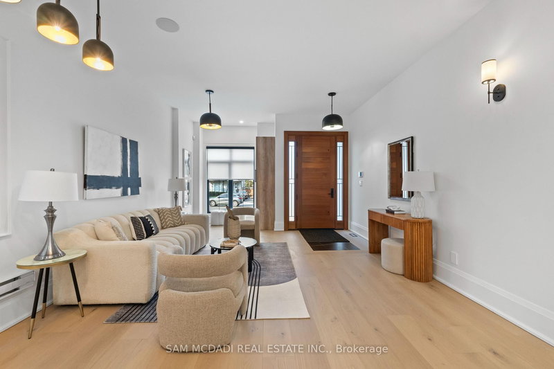 78 South Kingsway, Toronto, M6S 3T3 | Image 3