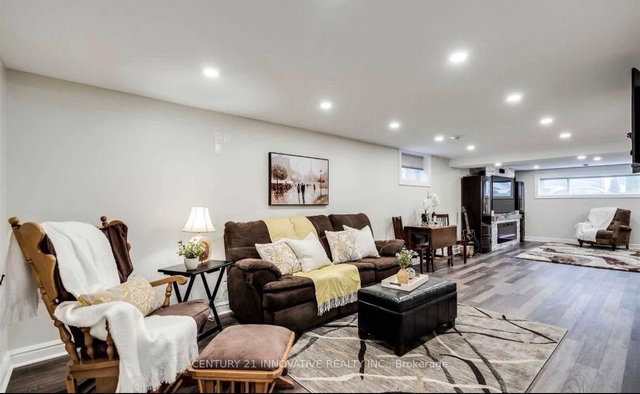 586 Chamberlain Road