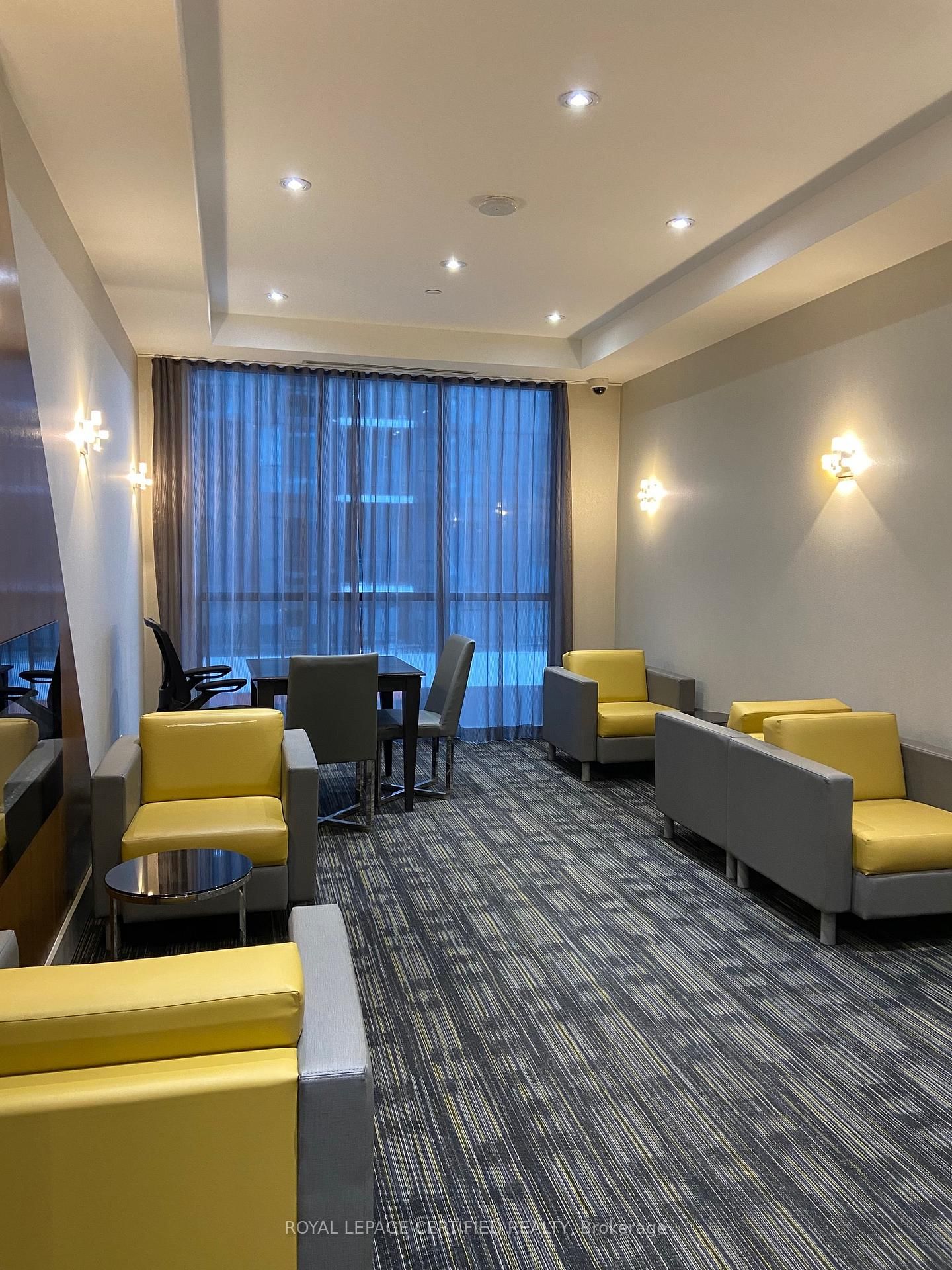 75 Eglinton Avenue W, Unit 701 - Photo 14