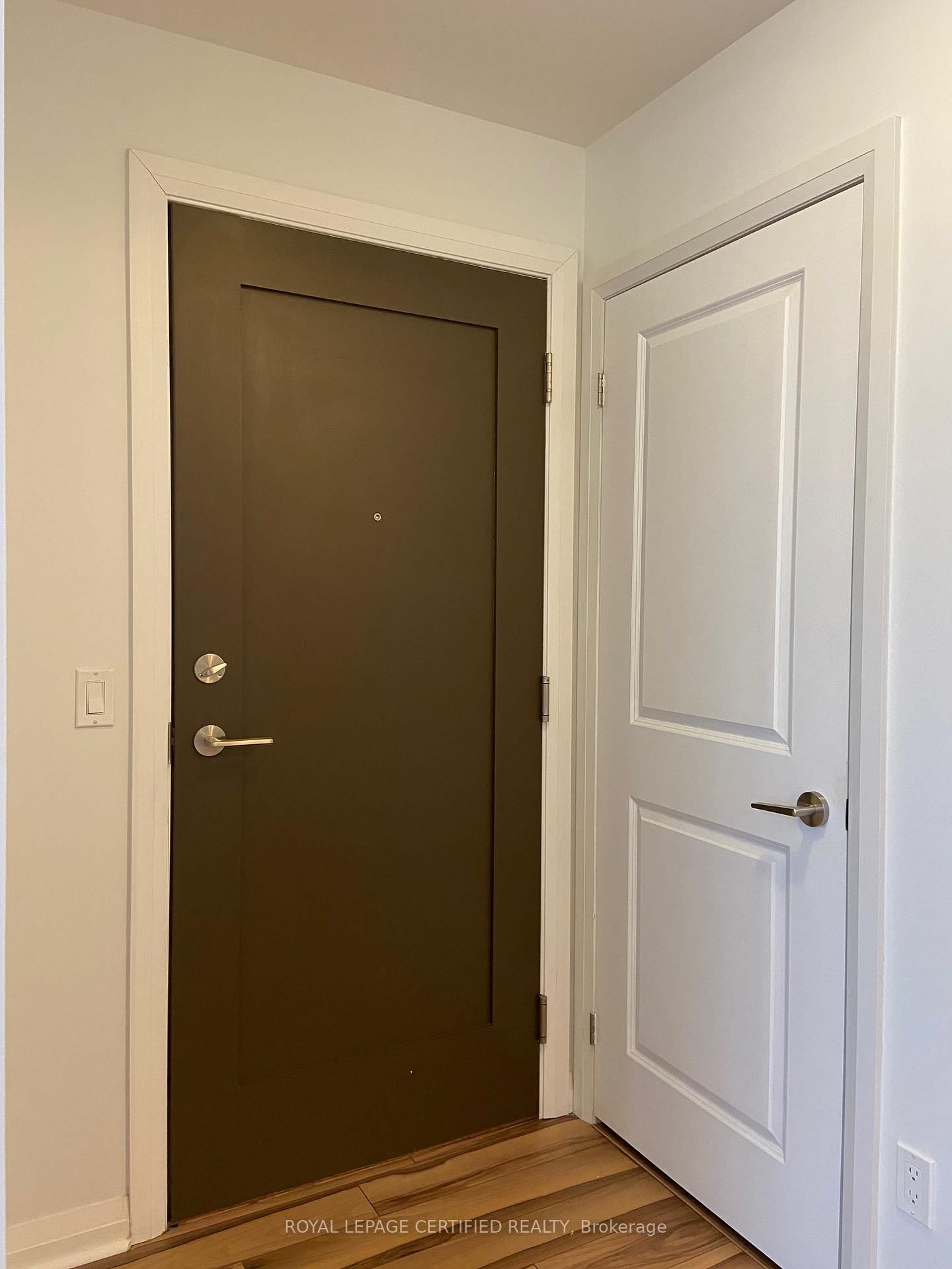 75 Eglinton Avenue W, Unit 701 - Photo 3