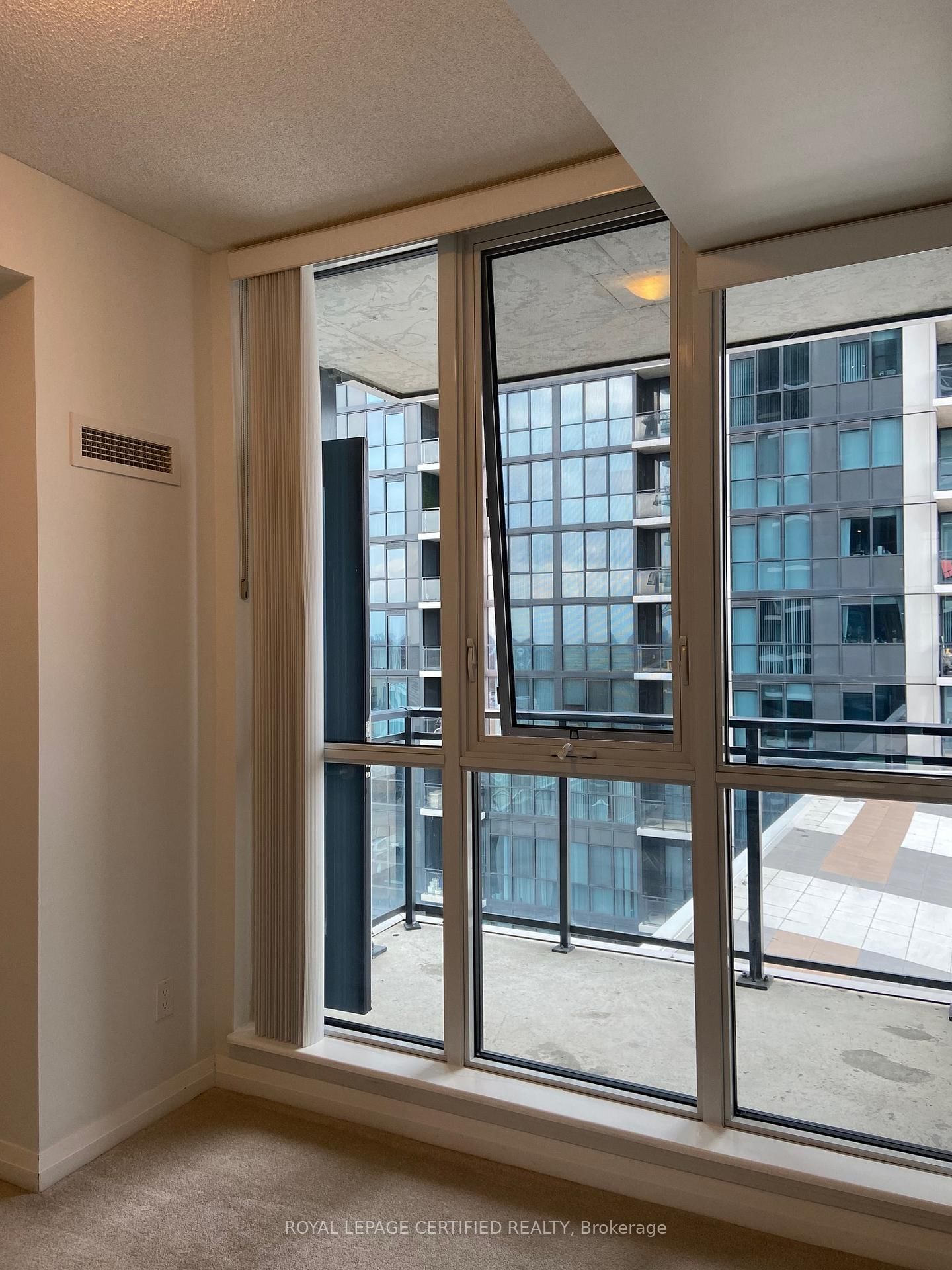 75 Eglinton Avenue W, Unit 701 - Photo 5