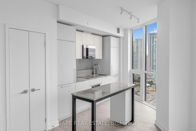 2004 - 1 Fairview Rd E, Mississauga, L5A 4C6 | Image 3