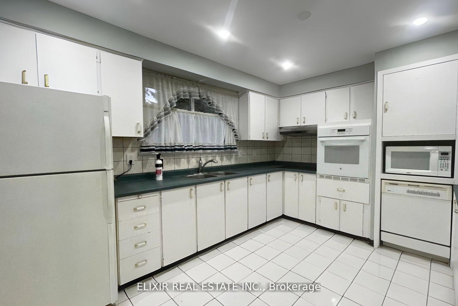 30 Trotters Lane - Photo 6
