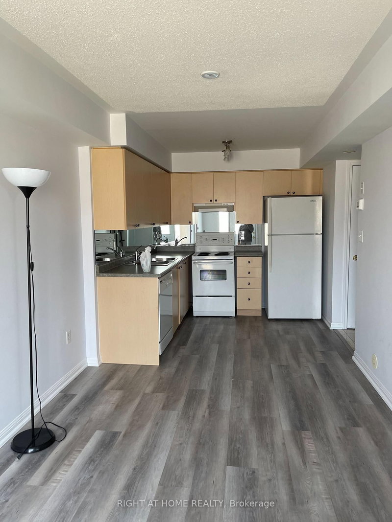 45 - 4620 Guildwood Way, Mississauga, L5R 4H4 | Image 2