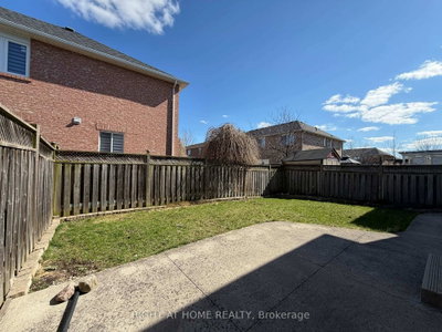 677 Irving Milton,ON L9T 6H6 — Photo 25